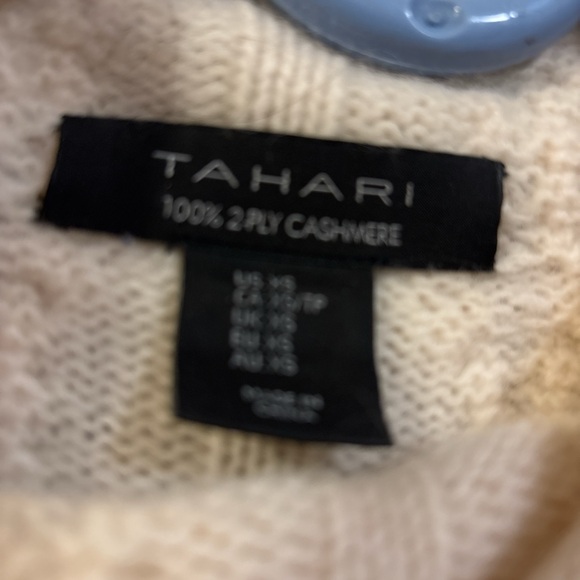 Tahari 2ply cashmere Women's Cream Cable Knit Sweater - Picture 3 of 7